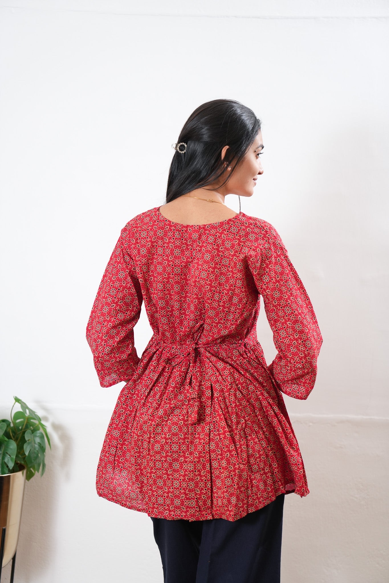 Peplum cotton short kurti - Red