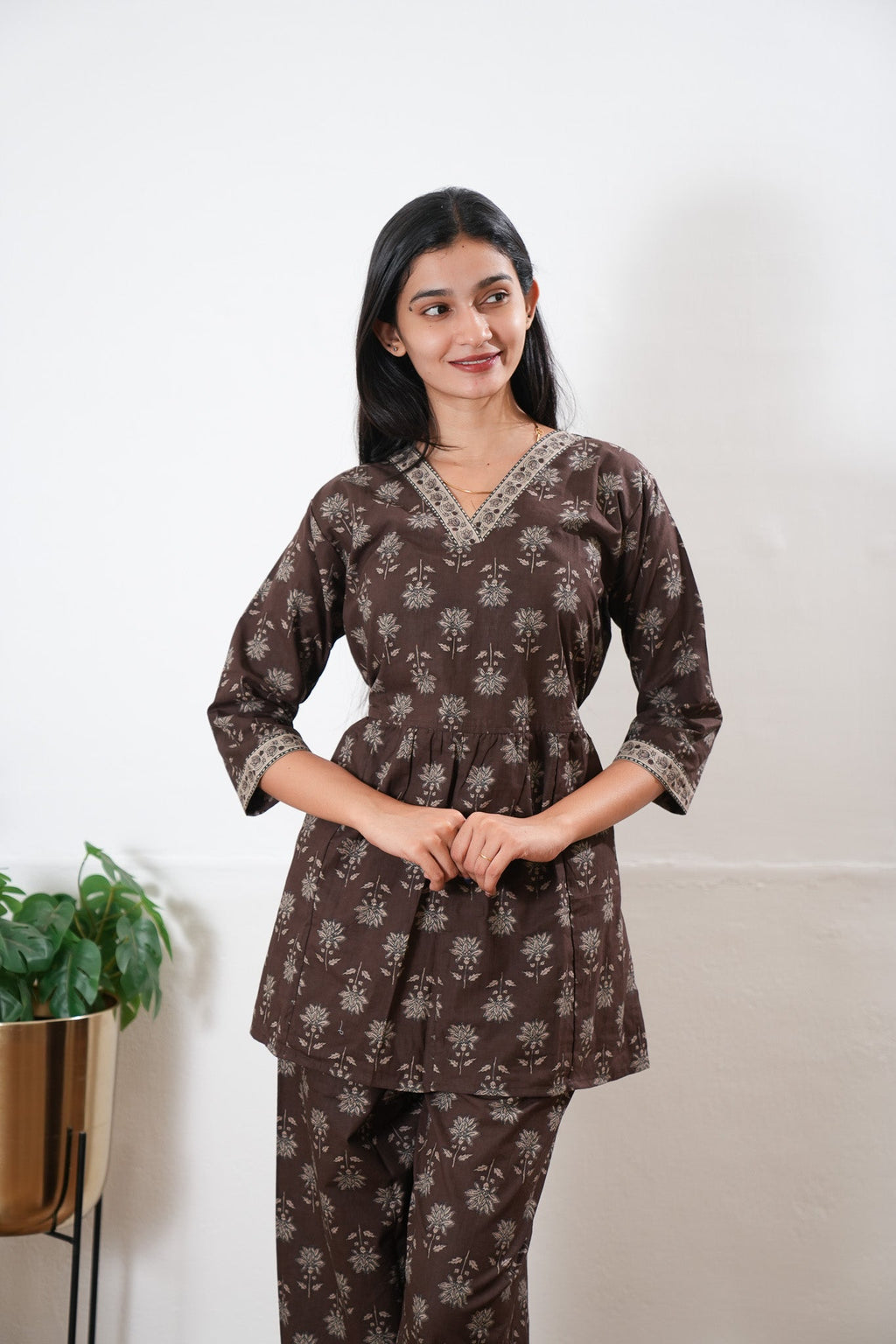 Chocolate brown v neck cotton co-ords set