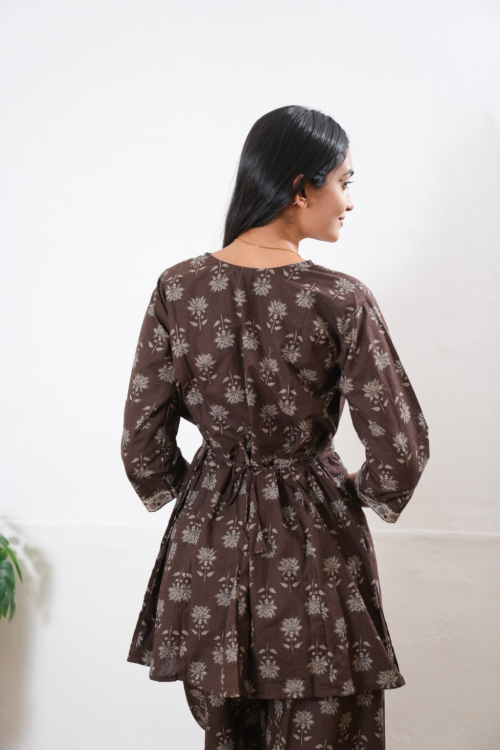Chocolate brown v neck cotton co-ords set