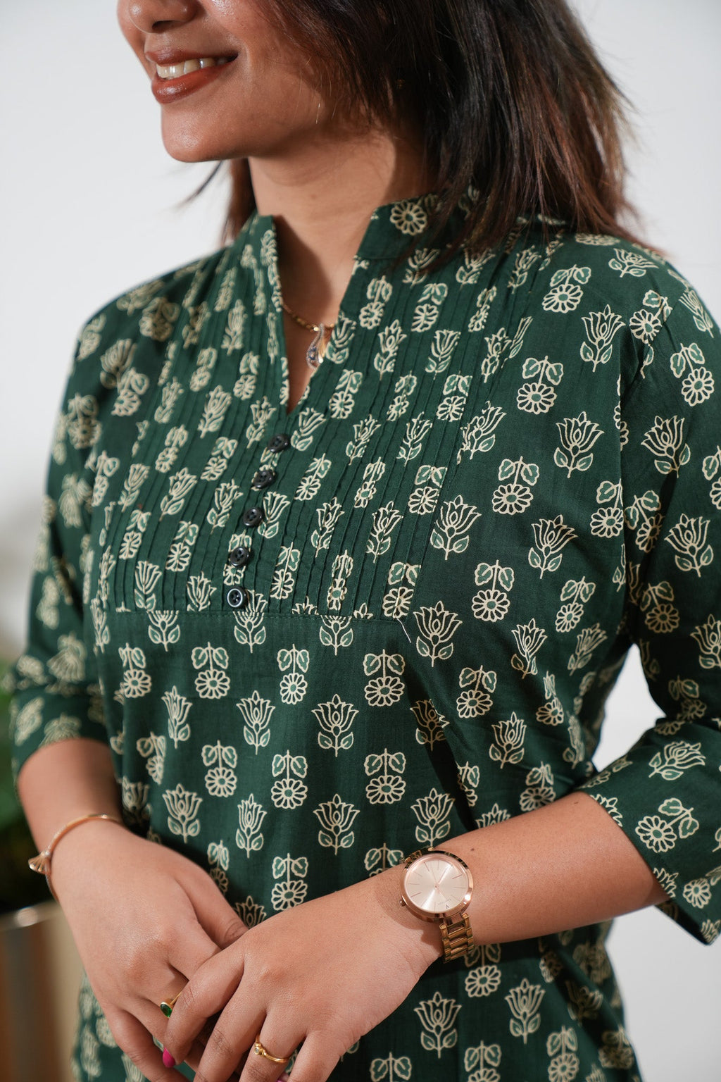 Pintex cotton short kurti - Green lotus
