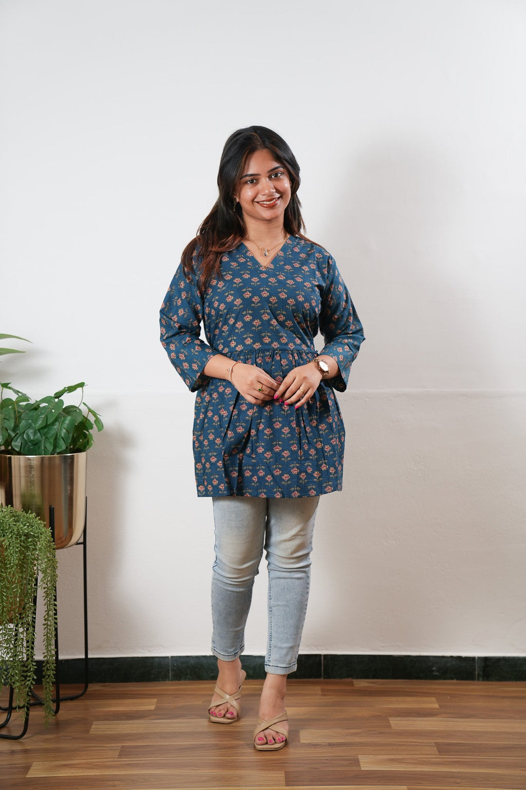 Peplum cotton short kurti - Blue roses