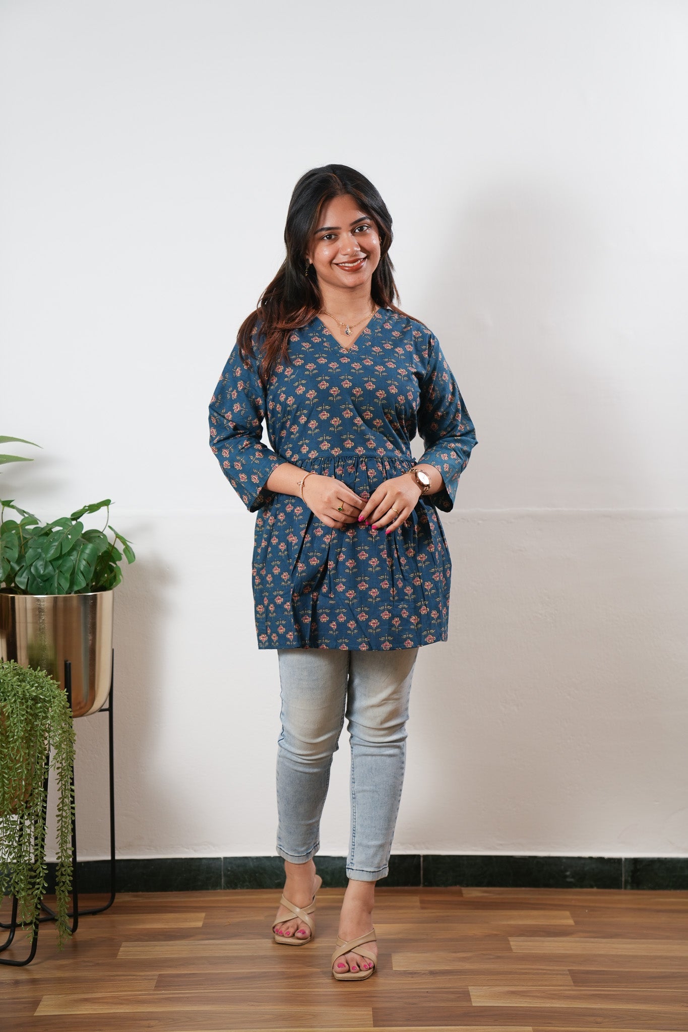 Peplum cotton short kurti - Blue roses