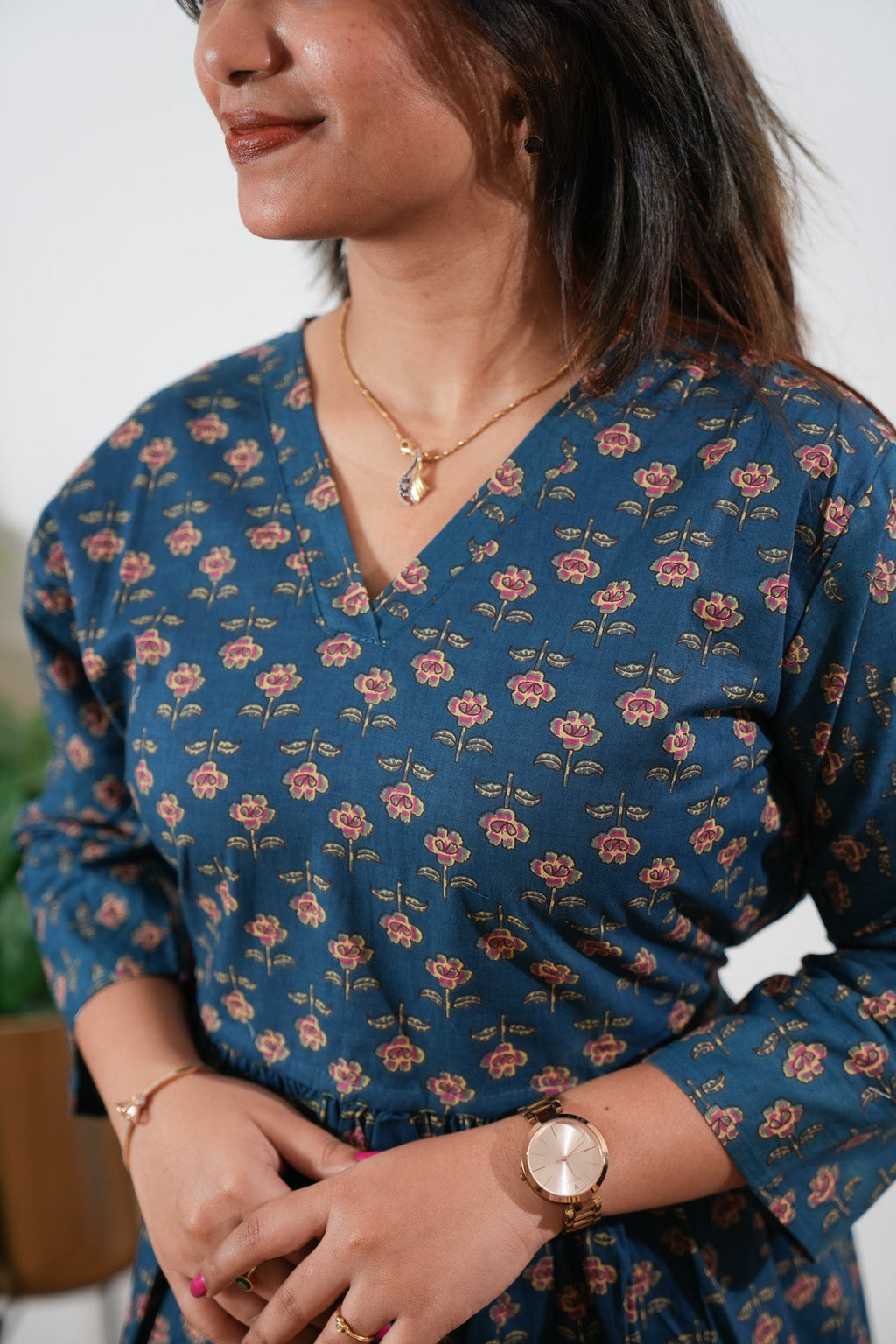 Peplum cotton short kurti - Blue roses