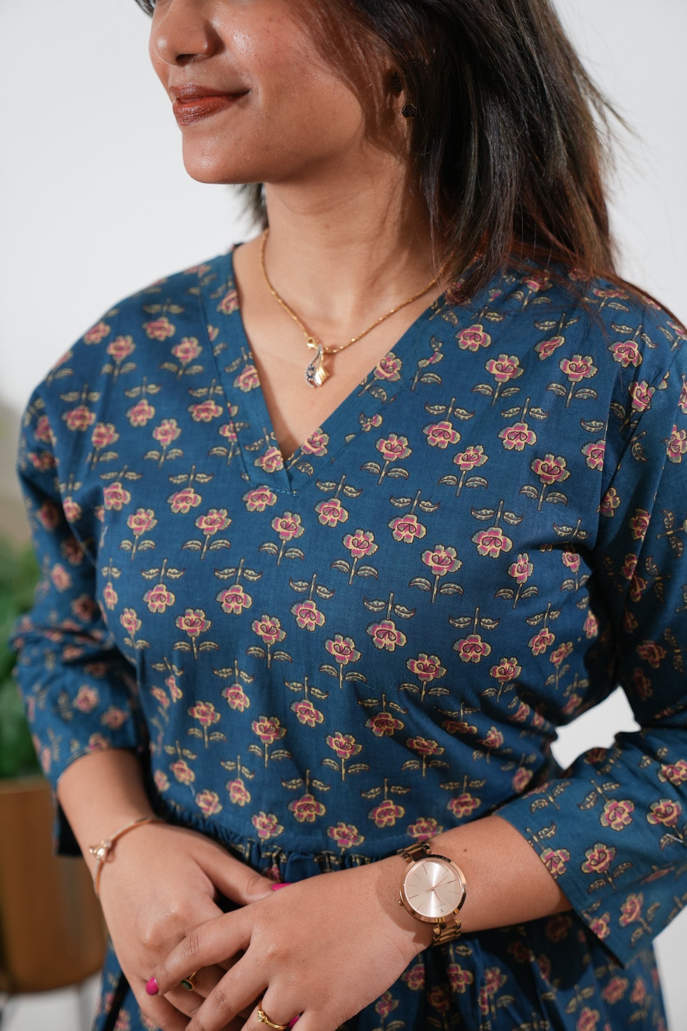 Peplum cotton short kurti - Blue roses