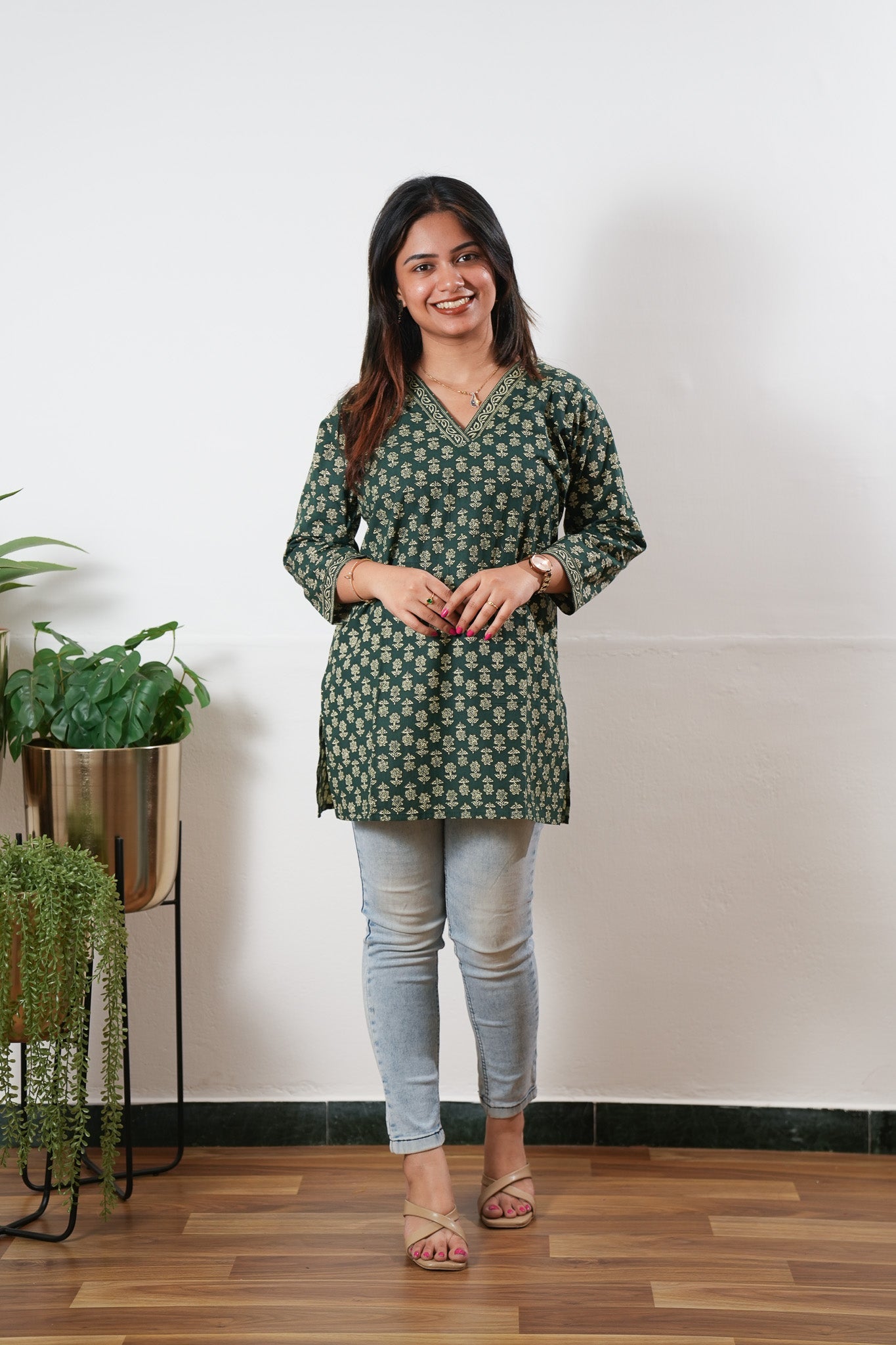 V neck cotton short kurti -Forest green
