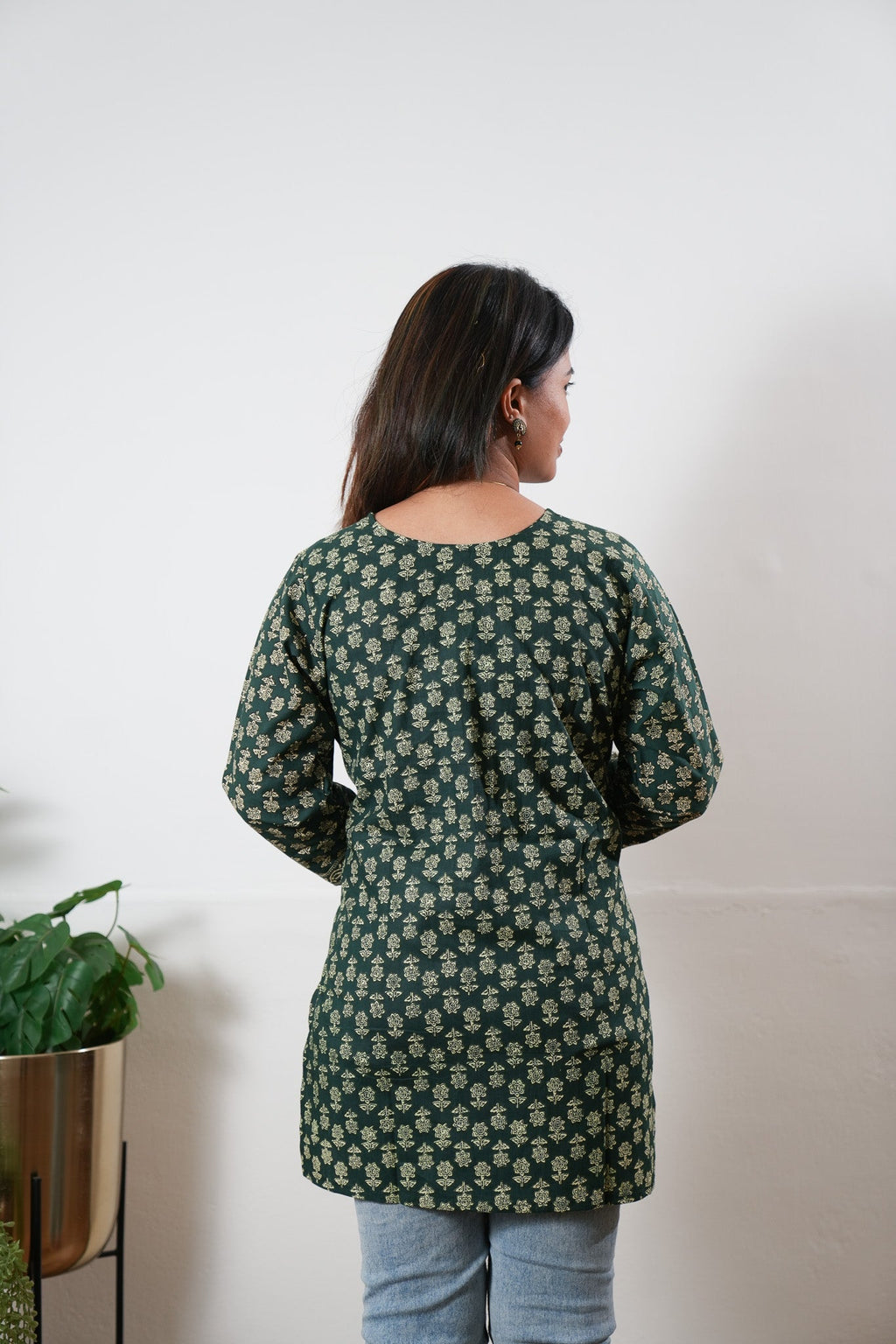 V neck cotton short kurti -Forest green