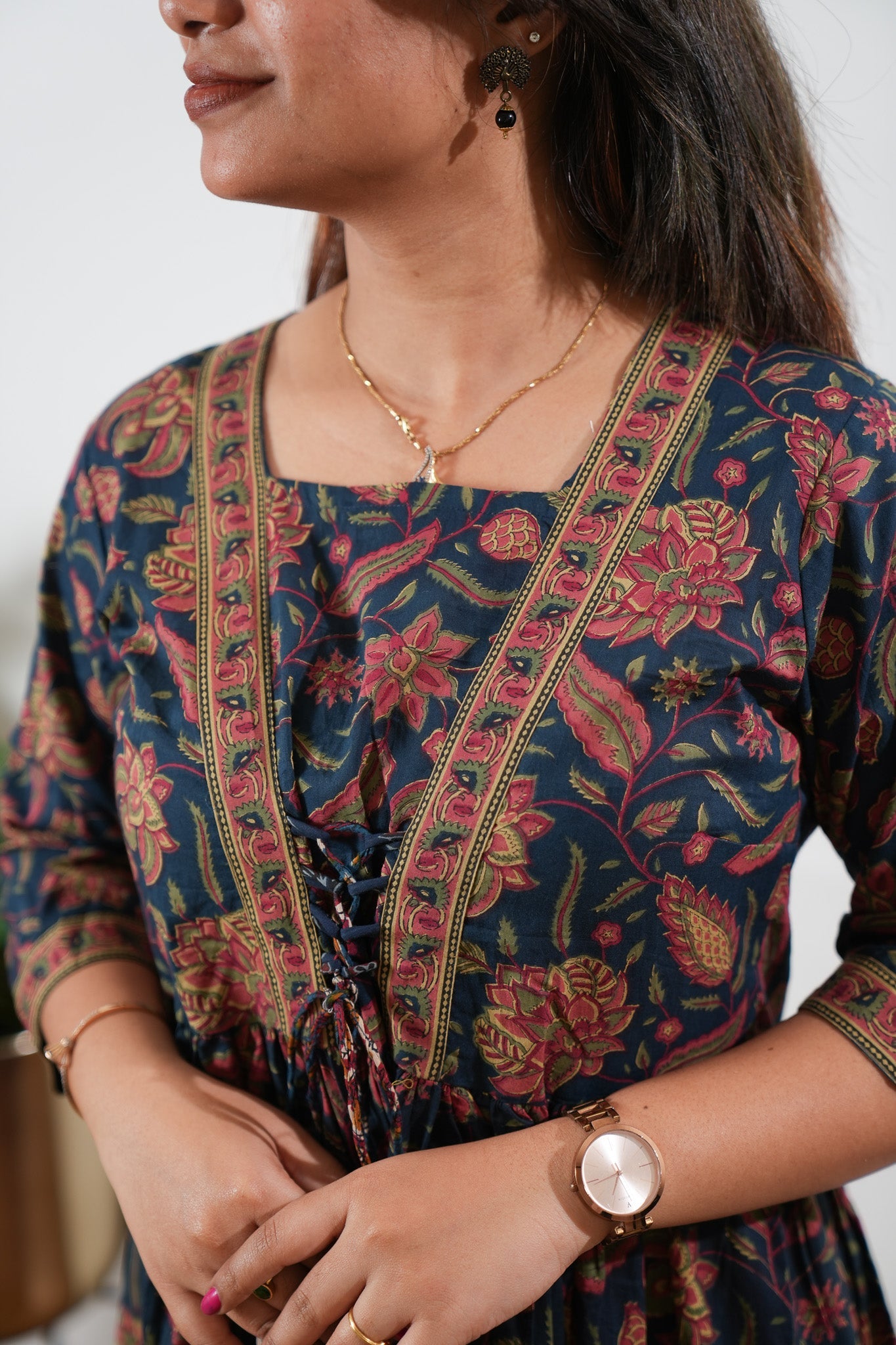 Navy floral cotton v neck dress