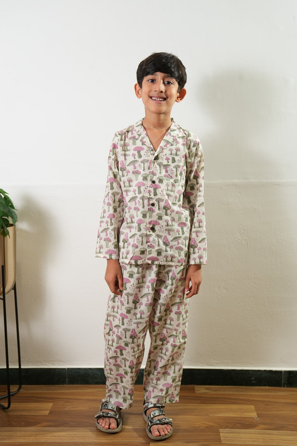 Mushroom cotton unisex night suit
