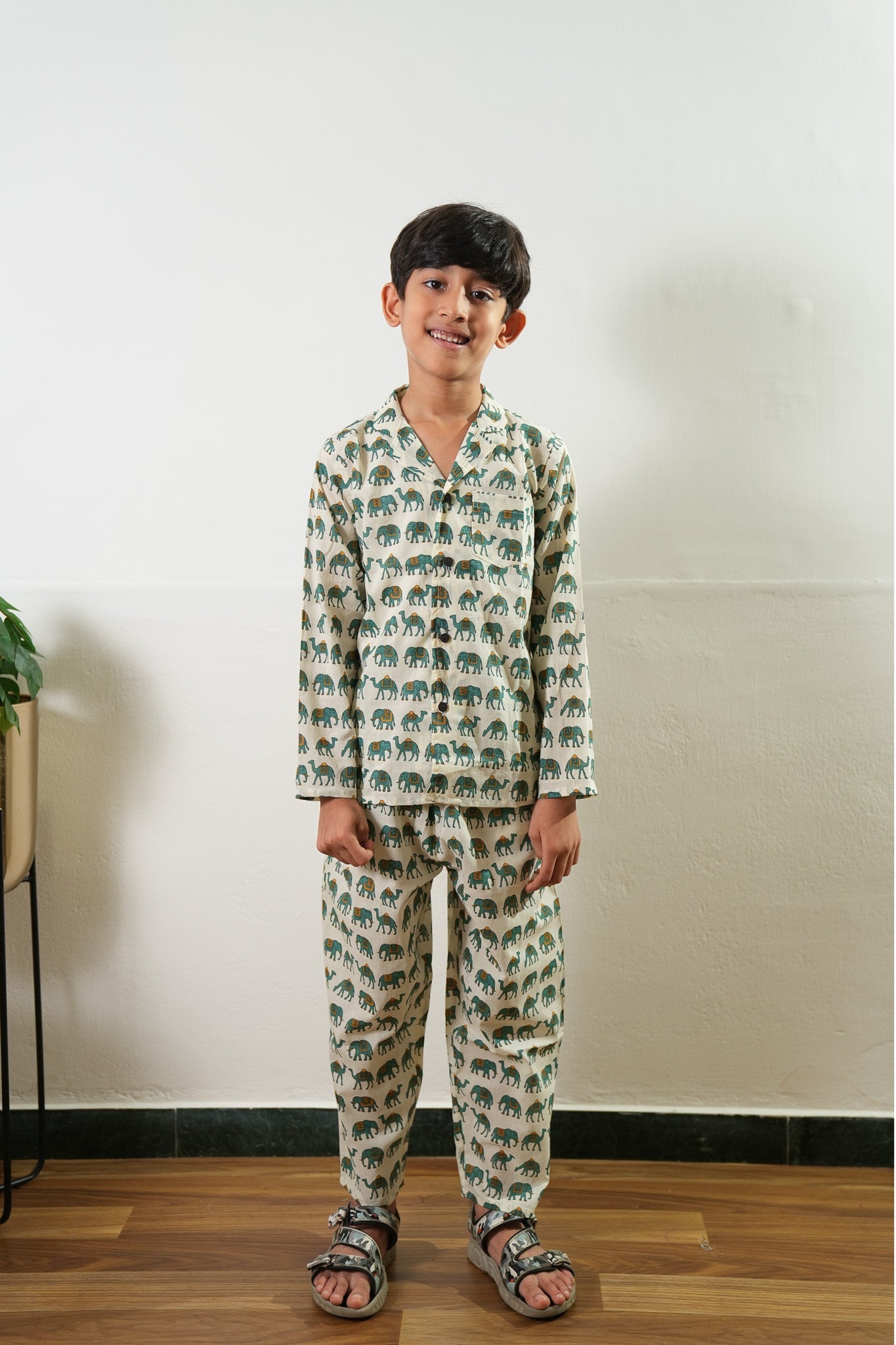 Blue elephant cotton unisex night suit