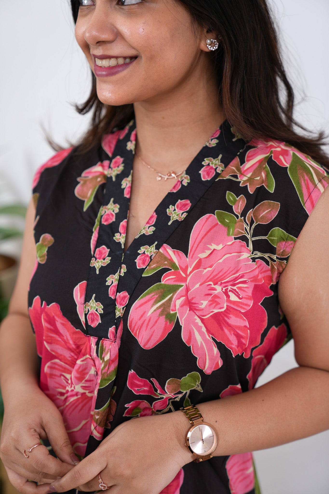 Ira cotton v neck gathered dress-Black orchid (attached sleeves)