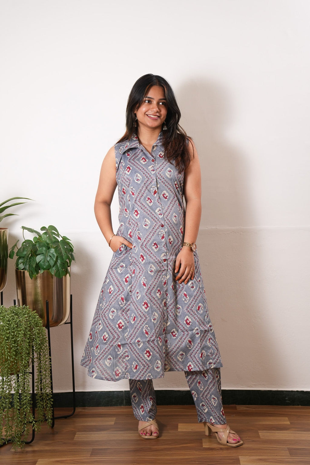 Grey bandhani viscose shirt co-ords set (attached sleeves)