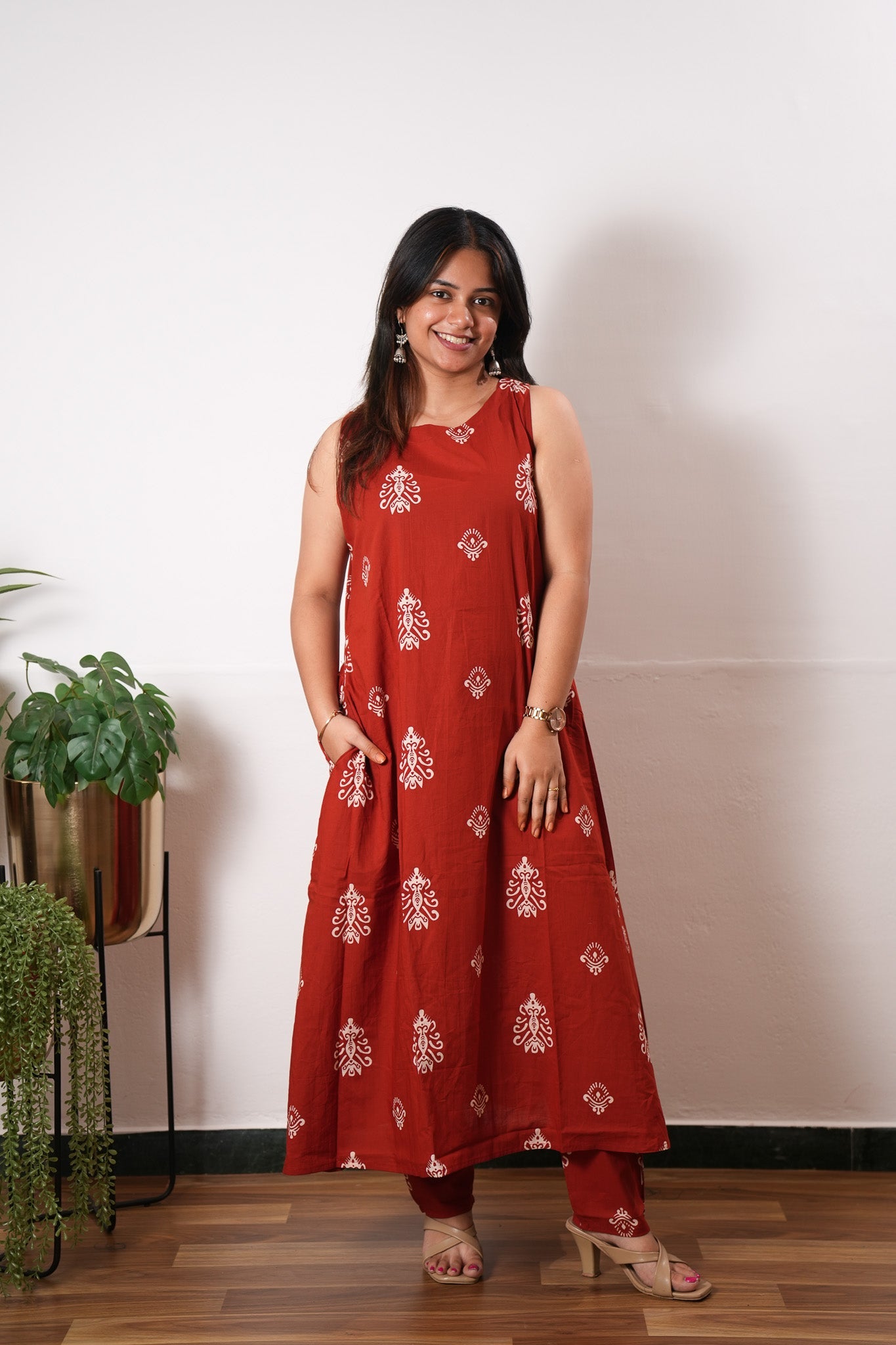 Tangerine cotton co-ords set(attached sleeves)