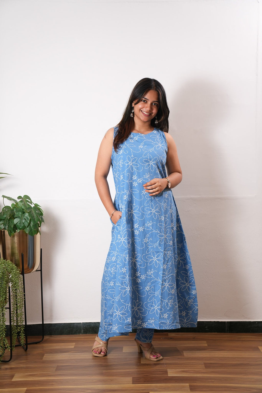 Azure cotton co-ords set(attached sleeves)