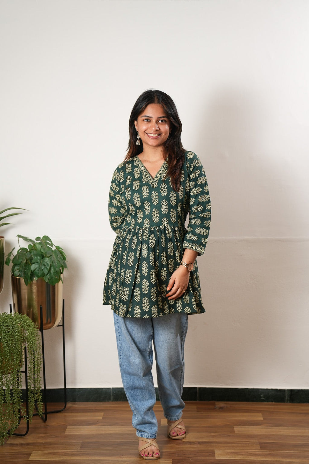 Peplum cotton short kurti - Dark green