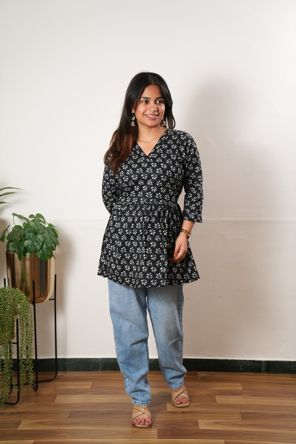 Peplum cotton short kurti - Onyx fern