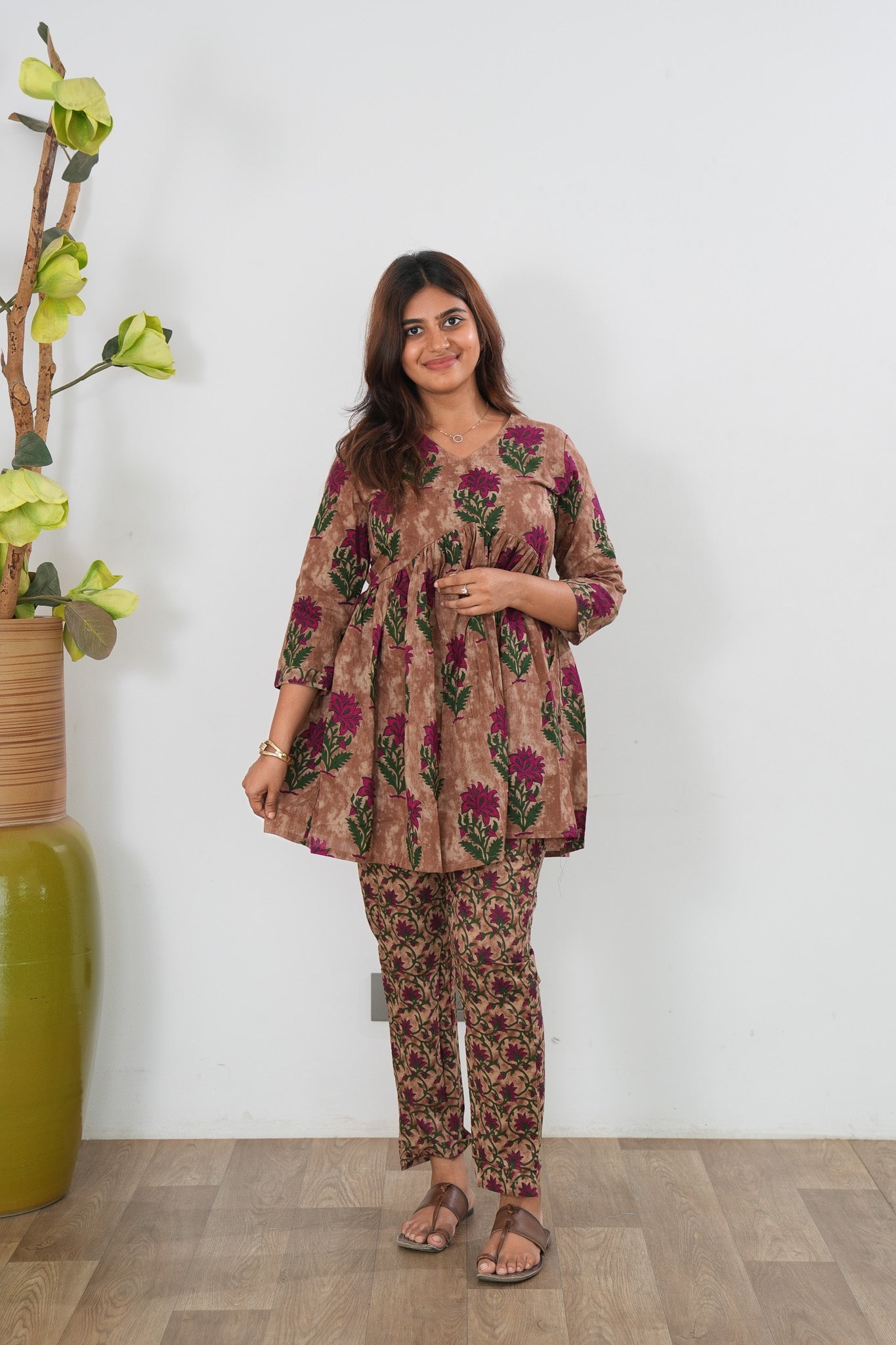 Beige tie and dye cotton comfies