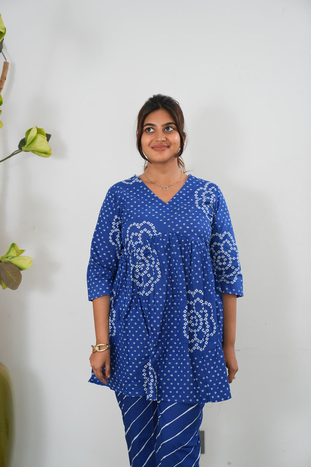 Ink blue bandhani cotton comfies