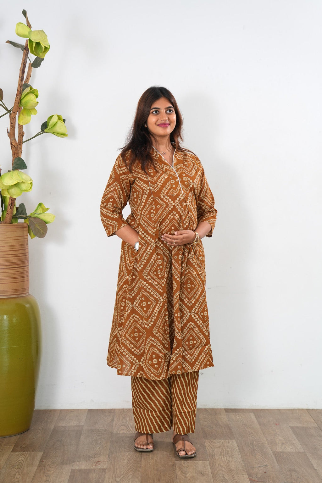Caramel bandhani cotton maternity nursing co-ords set