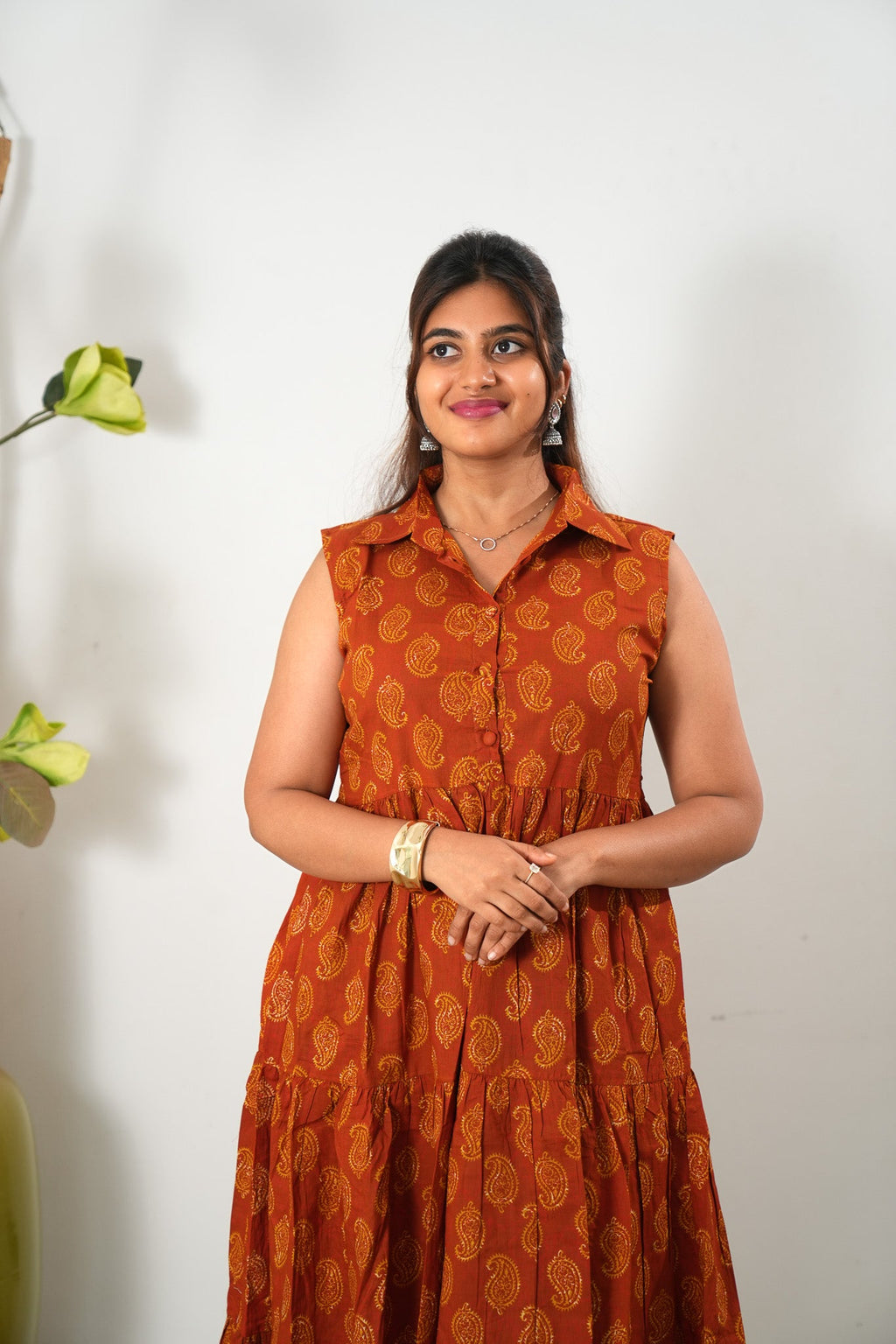 Rust orange paisley cotton button down midi dress(attached sleeves)