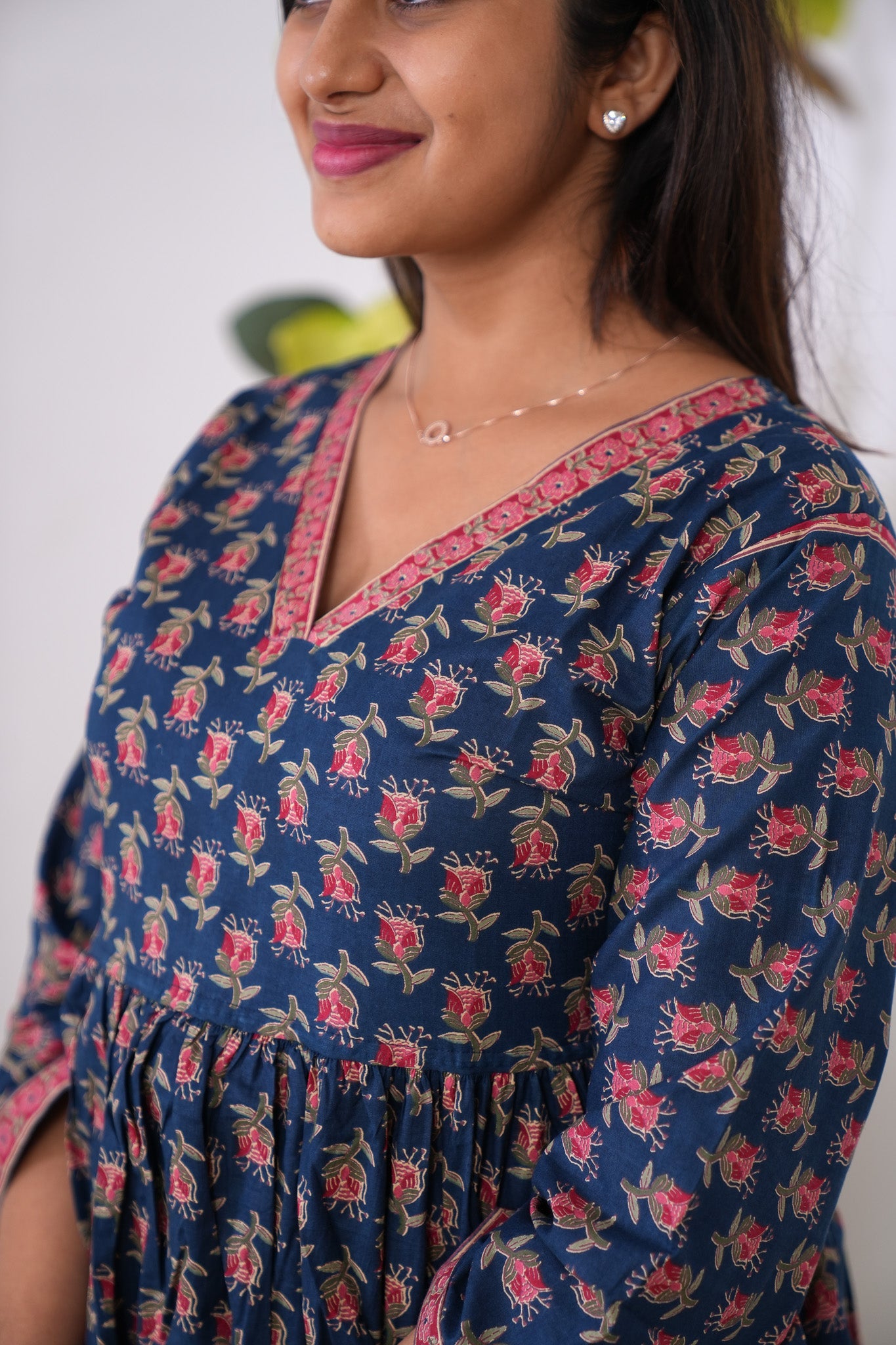 Meryl v neck cotton short kurti-Midnight blue