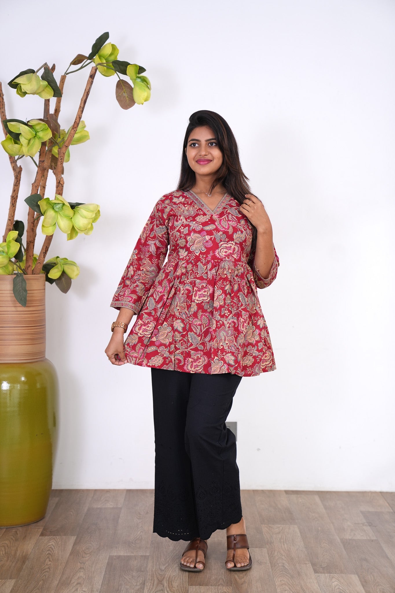 Meryl v neck cotton short kurti-Red