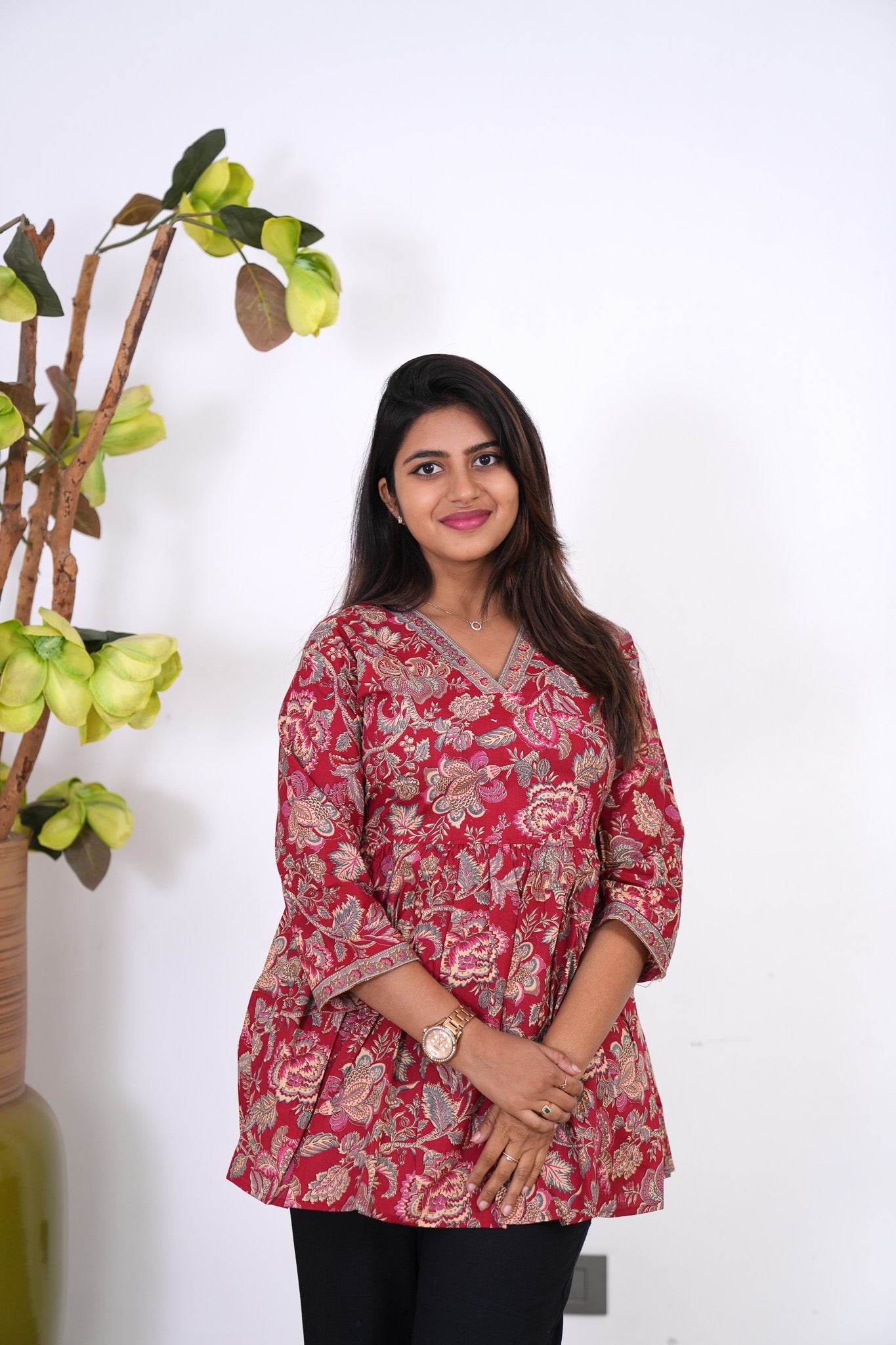 Meryl v neck cotton short kurti-Red