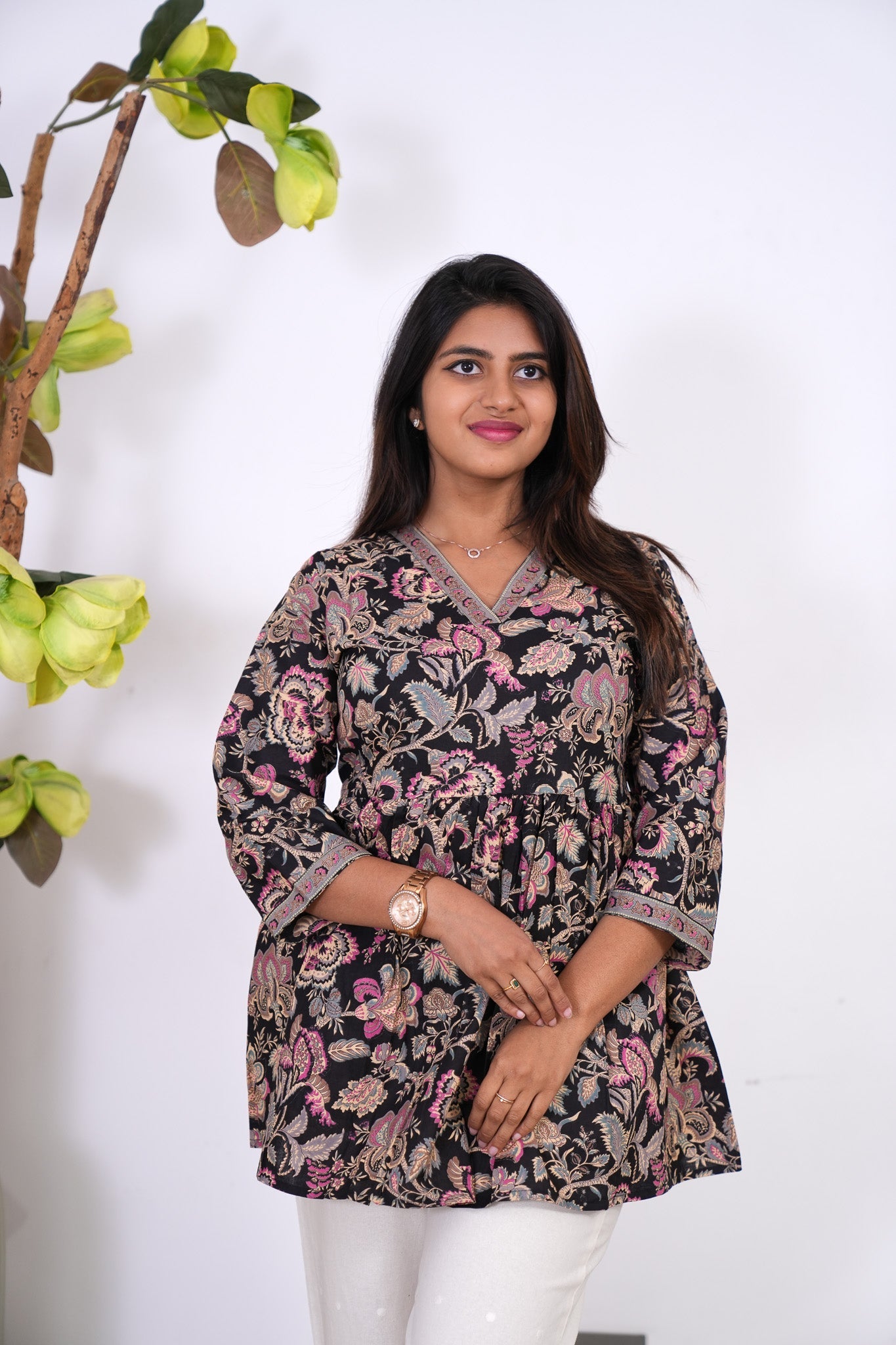 Meryl v neck cotton short kurti - Onyx