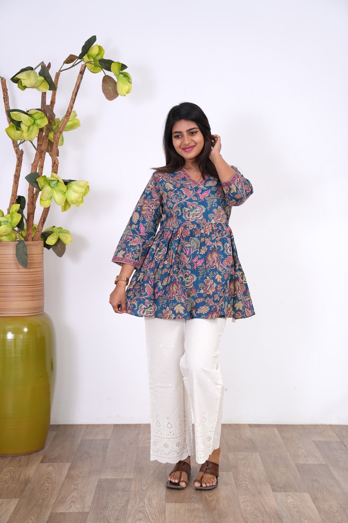 Meryl v neck cotton short kurti-Royal blue