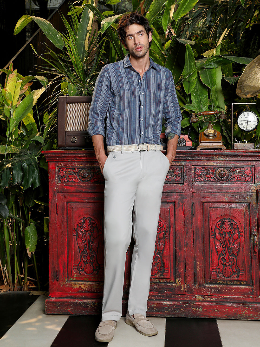 Men's Blue Textured Vertical Stripe Casual Shirt